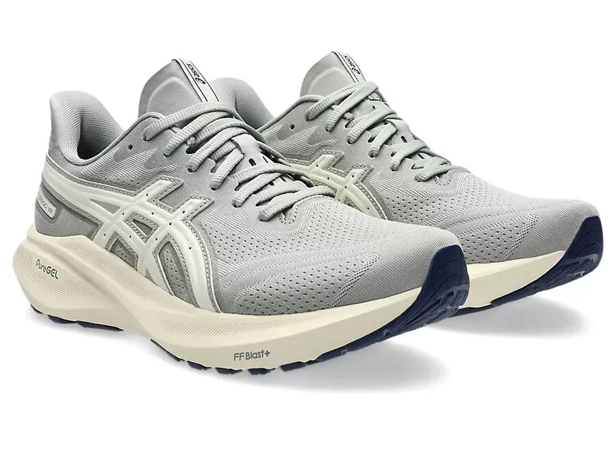 gt-2000 13 asics track club