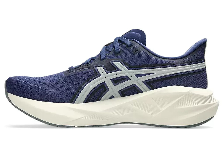 novablast 5 asics track club