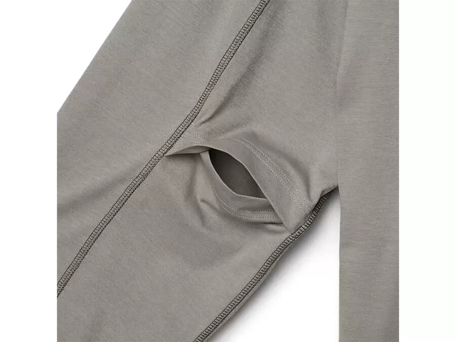 langÄrmeliger rundhalsausschnitt